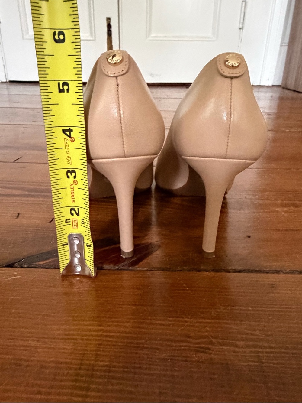Michael Kors Beige Pointed-Toe Leather Pumps - Picture 5 of 5